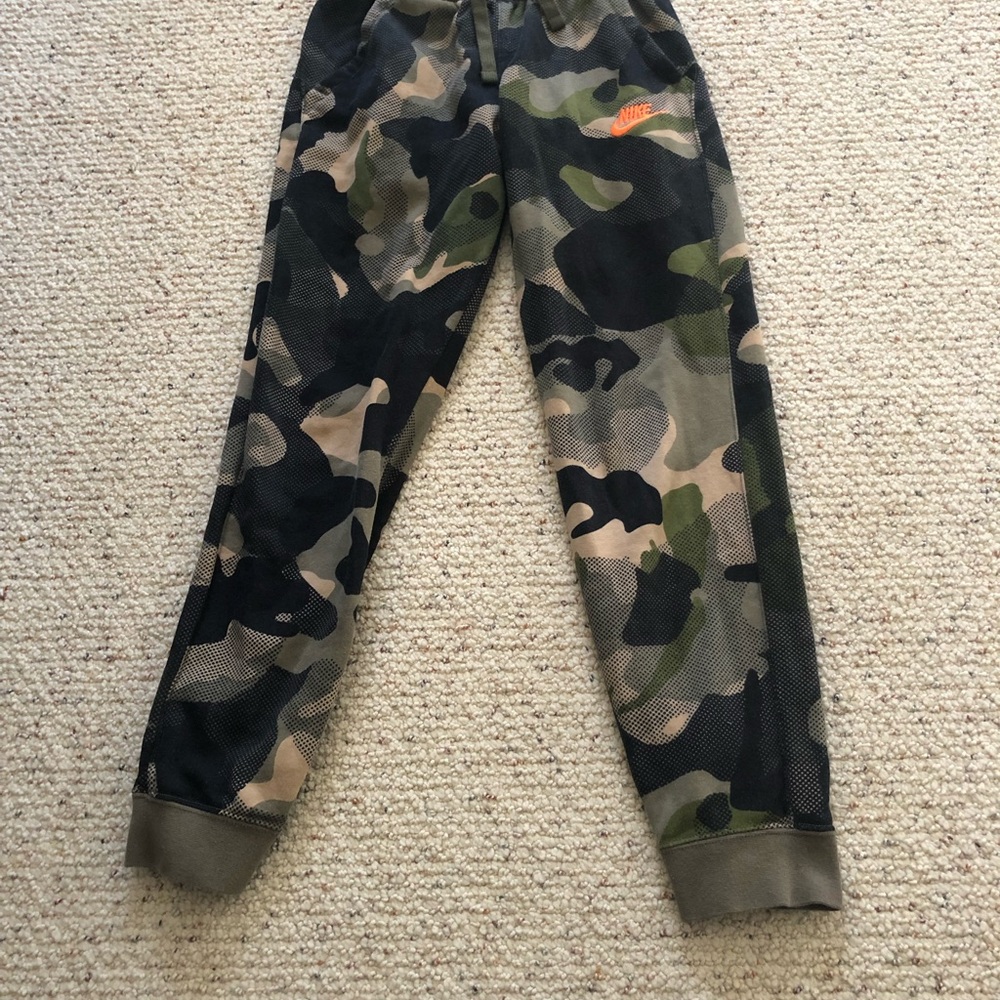 Boys Nike sweatpants
